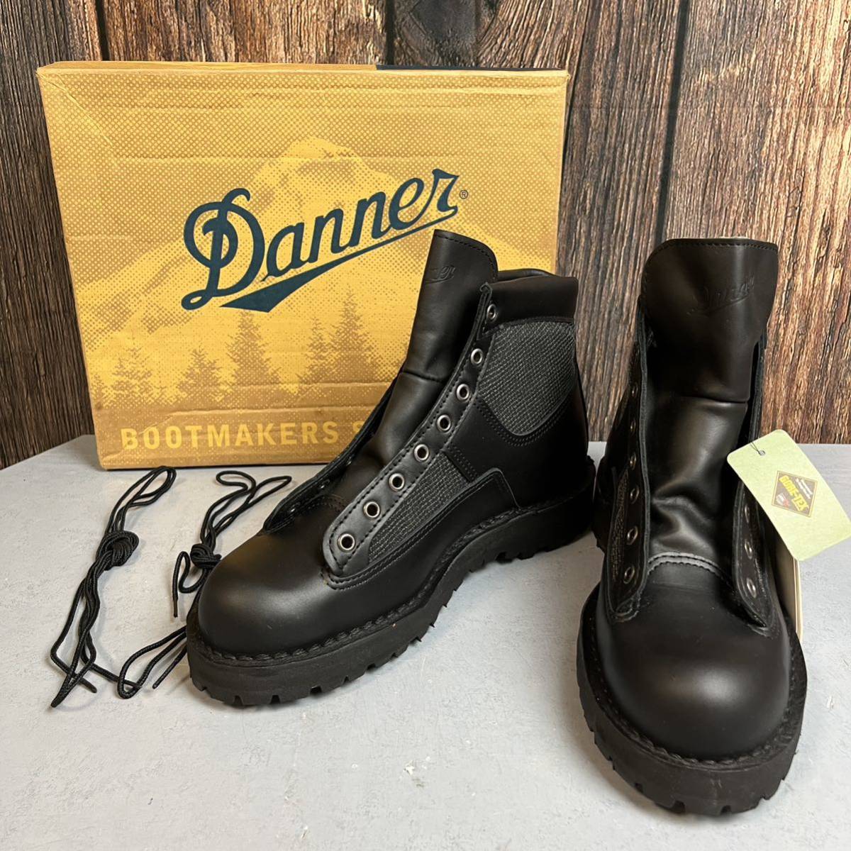 希少 未使用 ダナー 26545X VADOR 250足限定 Danner マウンテン 希少 未使用 ダナー 26545X VADOR 250足限定 Danner マウンテン