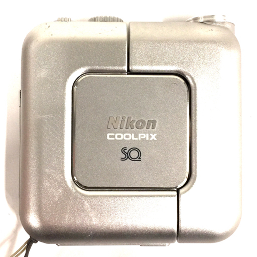 Nikon COOLPIX SQ 5.6-16.8mm 1:2.7-4.8 コンパクトデジタルカメラ シルバー_画像2