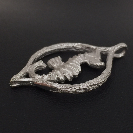 岩倉 康二 KOJI IWAKURA ペンダントトップ タツノオトシゴ SILVER刻印 サイズ約3.5×2.5cm アクセサリー_画像4