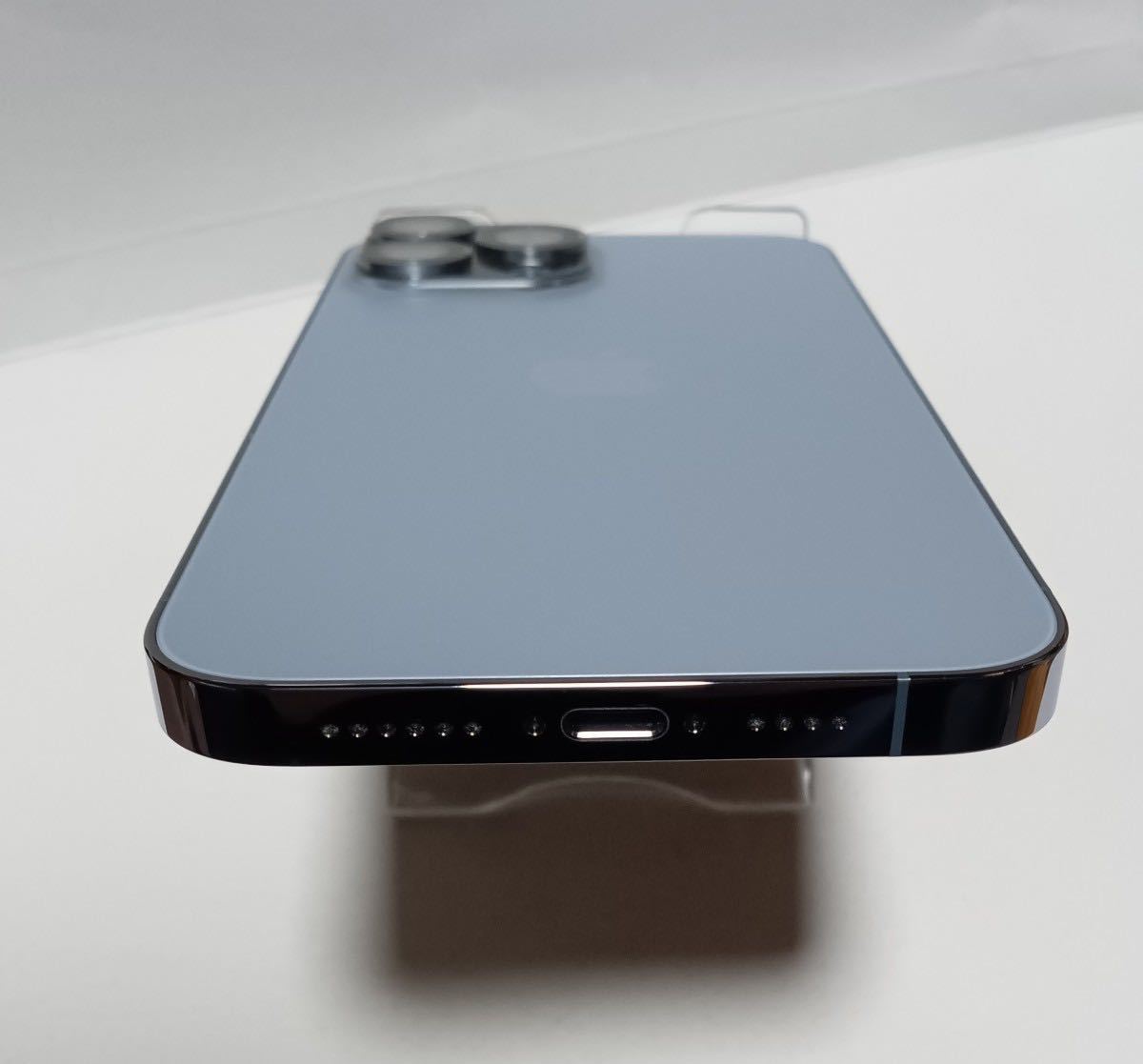 美品 / おまけ付き/ Apple iPhone13 Pro Max 128GB Sierra Blue SIMフリー / バッテリー98％ / 純正シリコンケース他付き_画像6