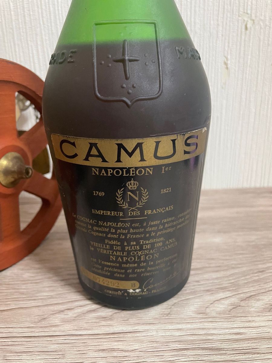 CAMUSカミュコニャックナポレオンブランデー砲台付750ml古酒 CAMUSカミュコニャックナポレオンブランデー砲台付750ml古酒