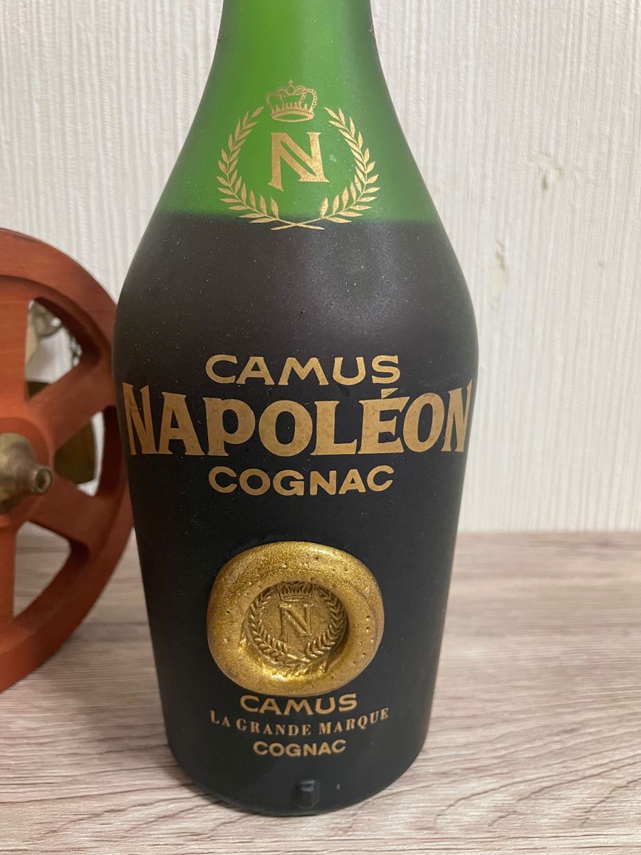 CAMUSカミュコニャックナポレオンブランデー砲台付750ml古酒 CAMUSカミュコニャックナポレオンブランデー砲台付750ml古酒