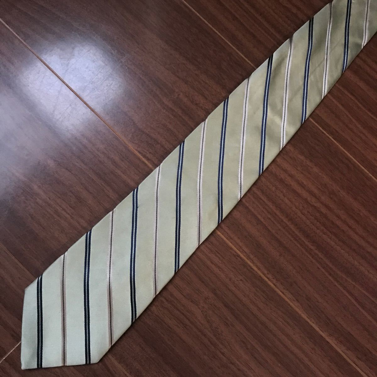 Calvin Klien Calvin Klein necktie moss green stripe 