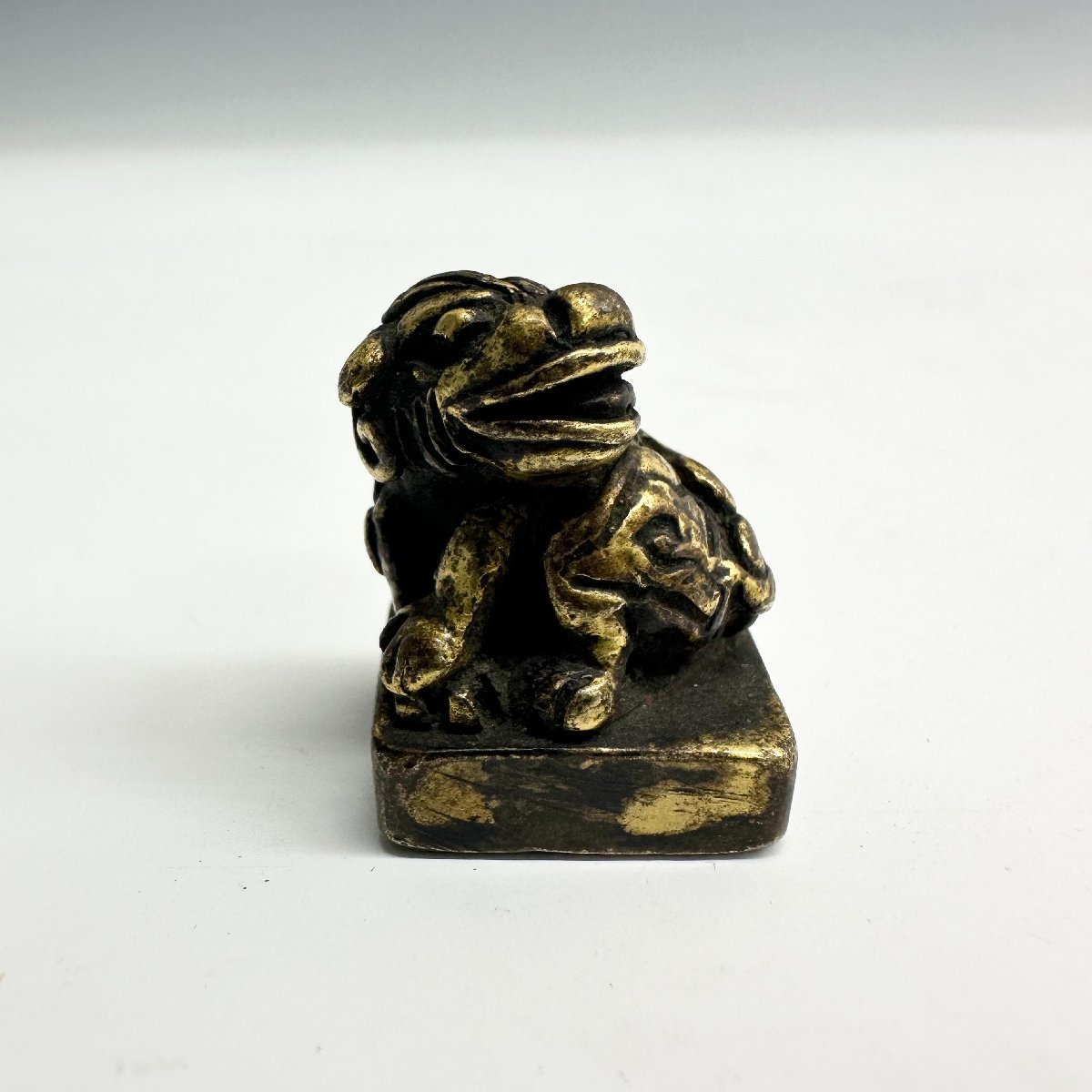 N 時代物 古銅鍍金 塗金 獅子印鑑 文房 銅印 重さ約32ｇ中国美術