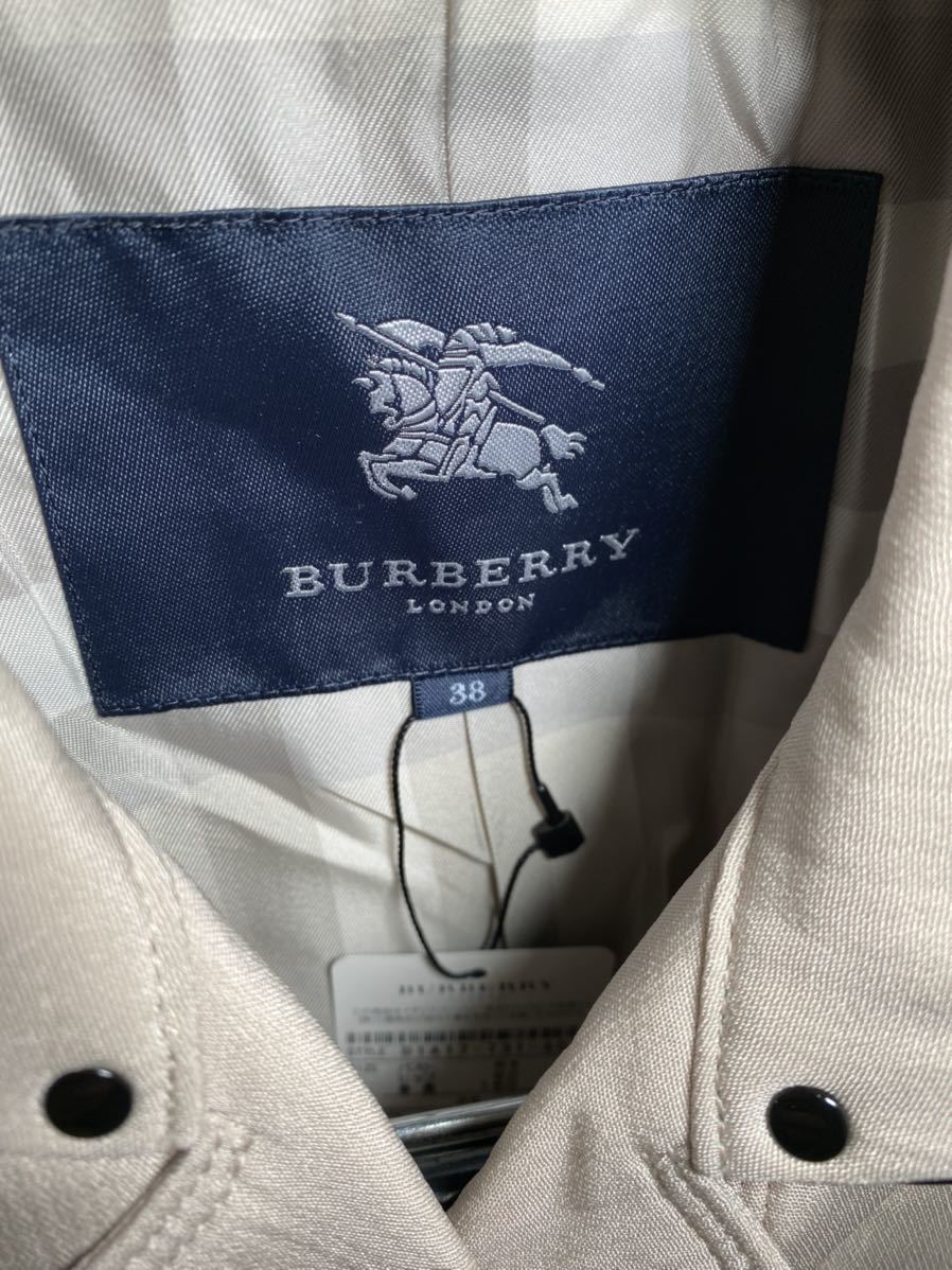 c*★未使用　BURBERRY LONDON バーバリーロンドン 三陽商会　トレンチコート　ベージュ サイズ38★_画像2