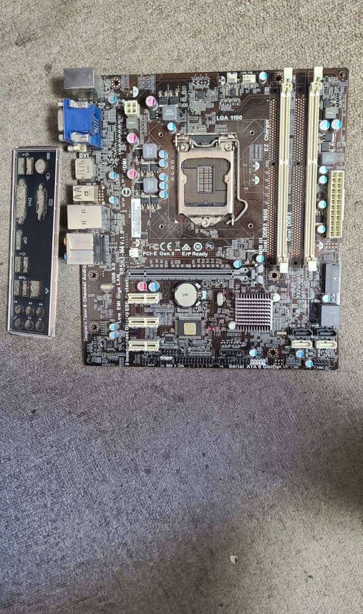 ★中古品 BIOS確認 マザーボード B85H3-M4 V:1.0 LGA1150★_画像2