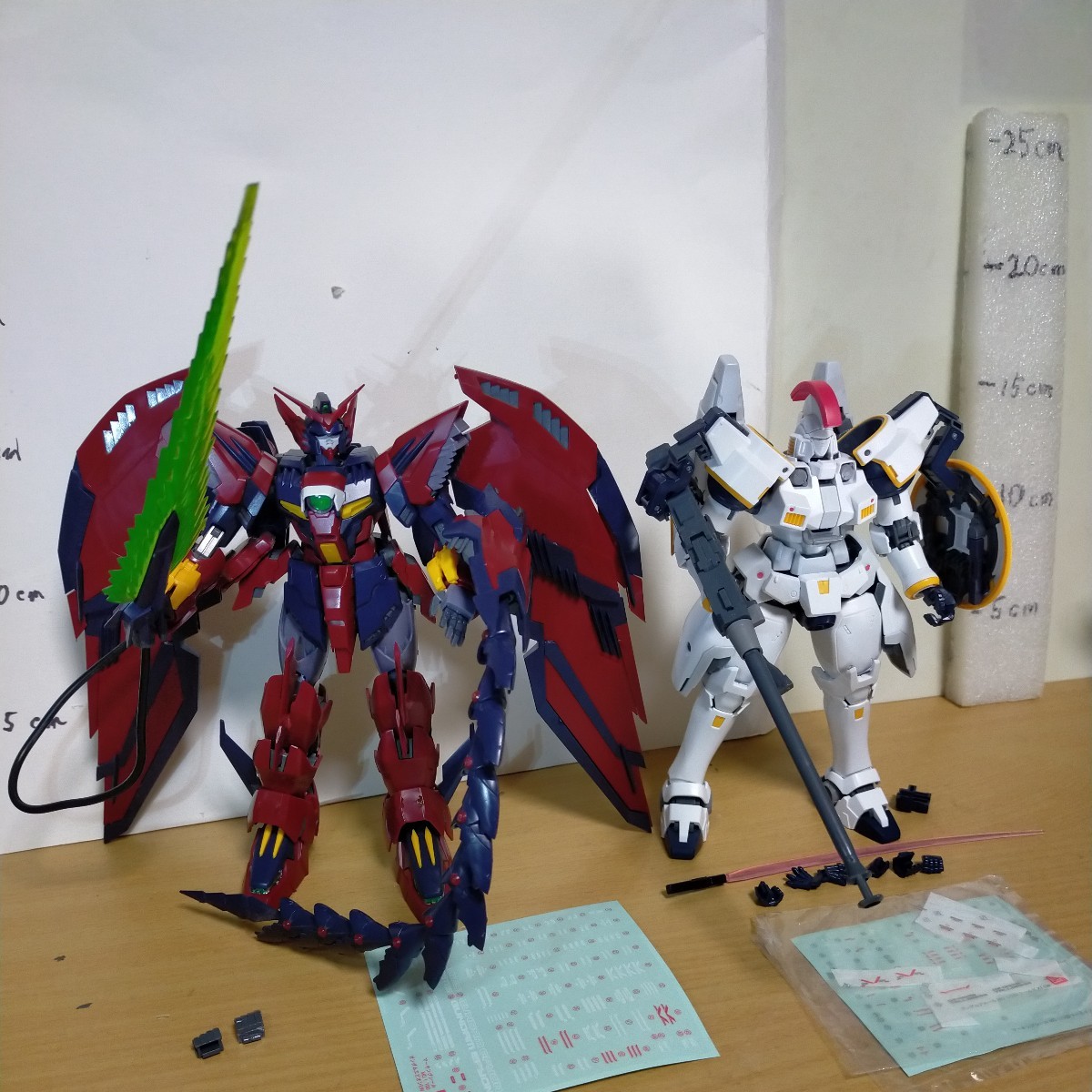 【絶品】 1/100 MG ガンダム 完成品 ver.ka EW版 トールギス エピオン 完成品