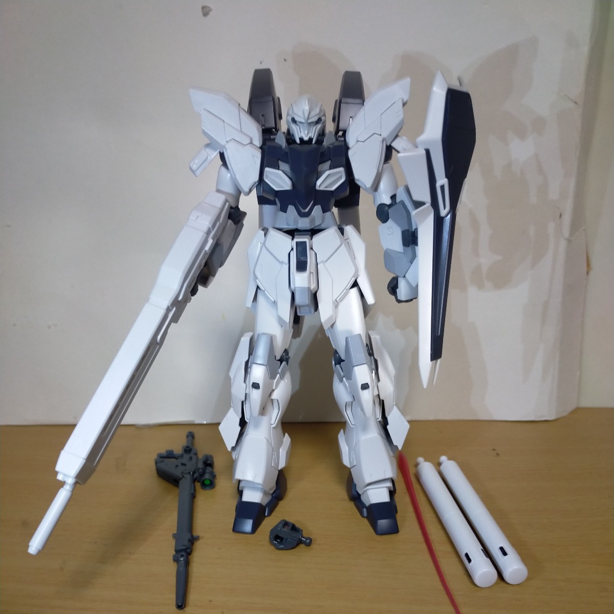 Yahoo!オークション - HGUC 1/144 シナンジュ・スタイン Yahoo!オークション - HGUC 1/144 シナンジュ・スタイン