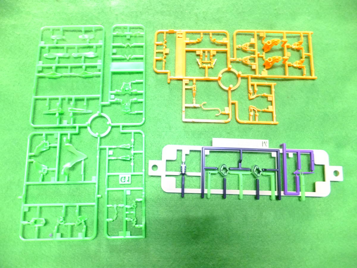 ★バンダイＲＧ「人造人間エヴァンゲリオン初号機（シン・エヴァンゲリオン劇場版）：３.０+１.０　パーツ袋開封済み」未組み立て品_画像6