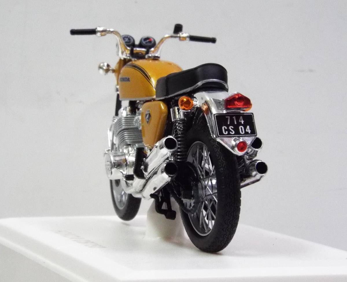 【ノレブ】1/18 ホンダ CB750 FOUR (K0) 1969年 メタリックオレンジ（ 商品№ 182025 )のバイクモデル 正規輸入品の画像7