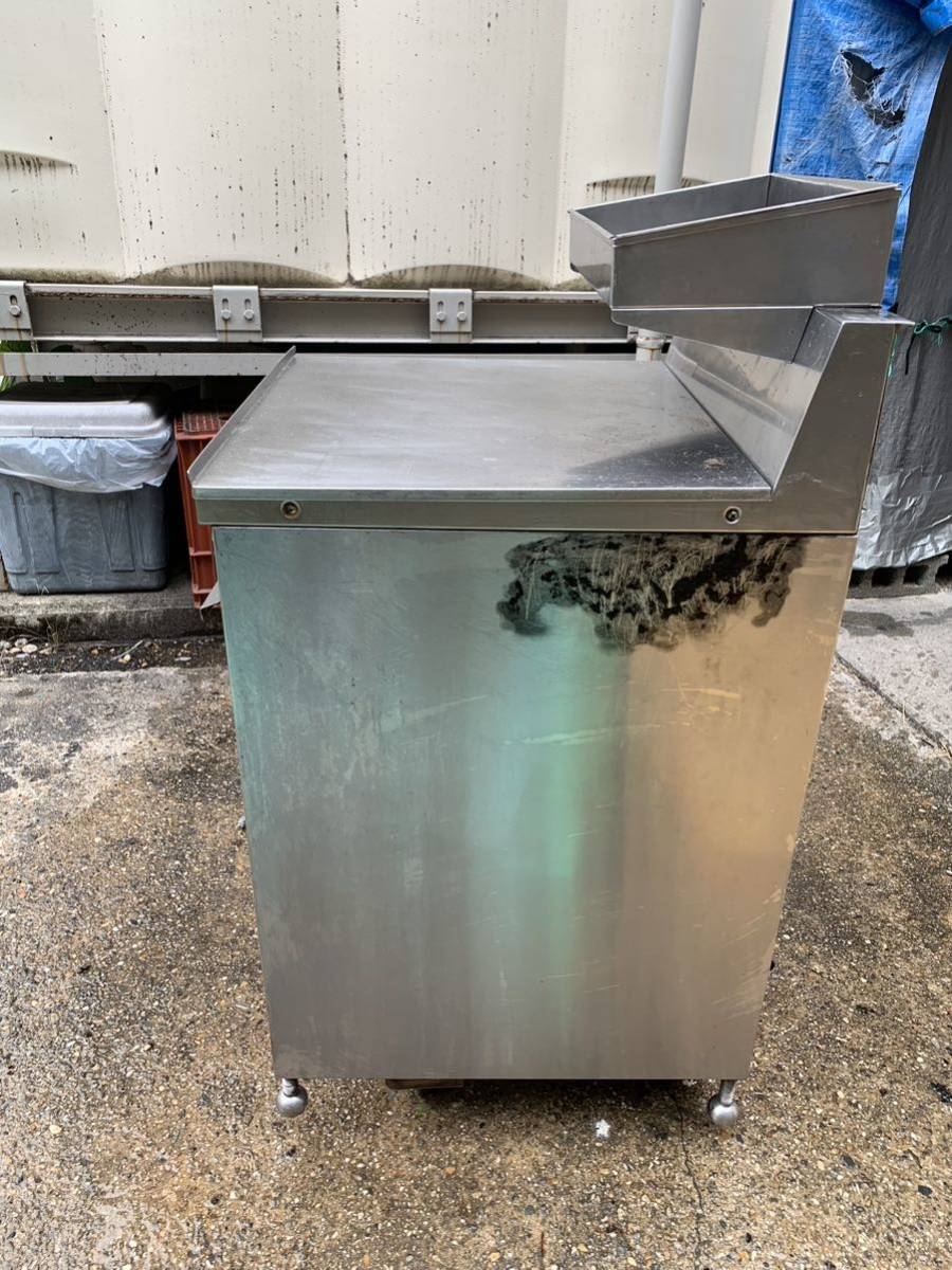 タニコー 電気フライヤー BIF-55EA 三相200V 550×600×800 背面 タニコー 電気フライヤー BIF-55EA 三相200V 550×600×800 背面