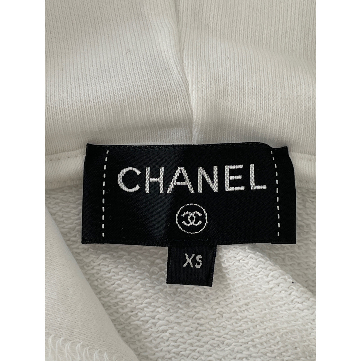 国内正規/美品/ CHANEL シャネル P63297 K48933 スパンコール プリントノースリーブフーディー パーカ トップス XS レディース_画像4