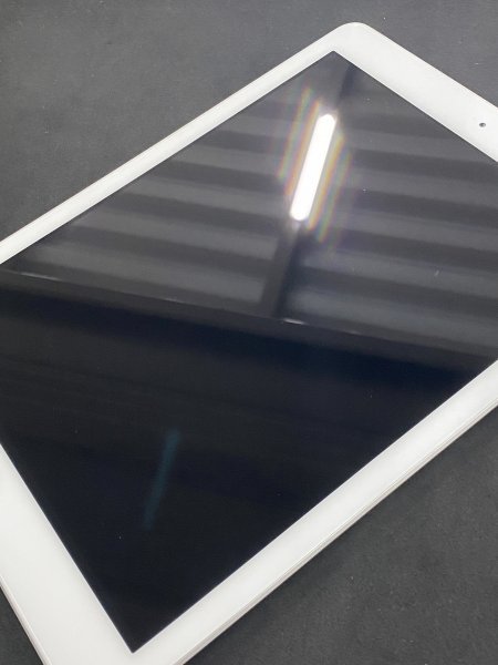 ジャンク扱い★SIMフリー Apple iPad6 Wi-Fi + Cellular 32GB シルバー 第6世代★No.616_画像9