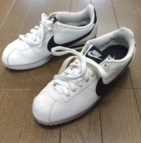 NIKE☆ナイキ スニーカー 23 ウィメンズ クラシック コルテッツ レザー 807471-101 参考価格:11,000円 白黒 ホワイト×ブラック_画像4