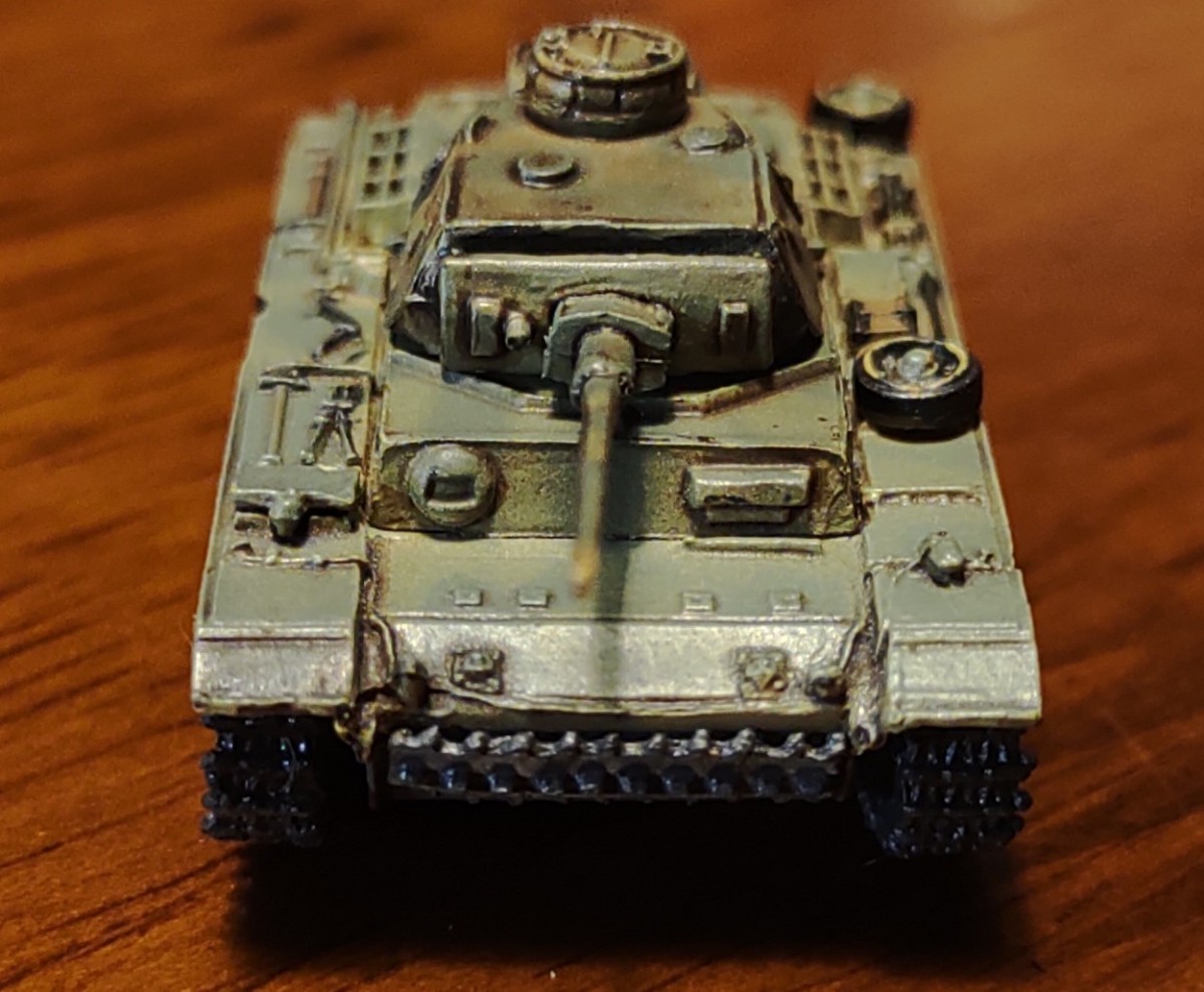 ワールドタンクミュージアム 1/144 Ⅲ号戦車J型 2色迷彩 グレー ワールドタンクミュージアム 1/144 Ⅲ号戦車J型 2色迷彩 グレー