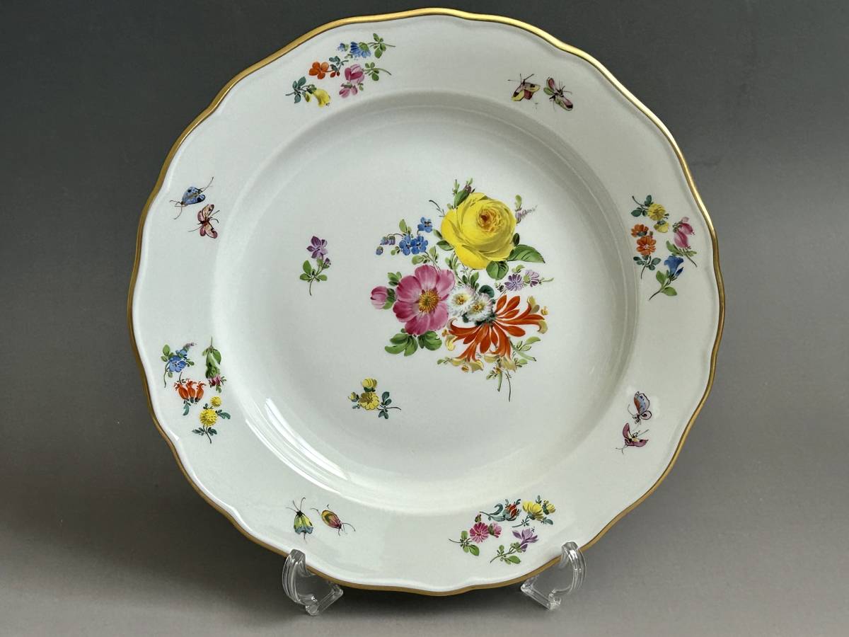 美品 Meissen マイセン 金彩 フラワーブーケ 五つ花と昆虫 20cm