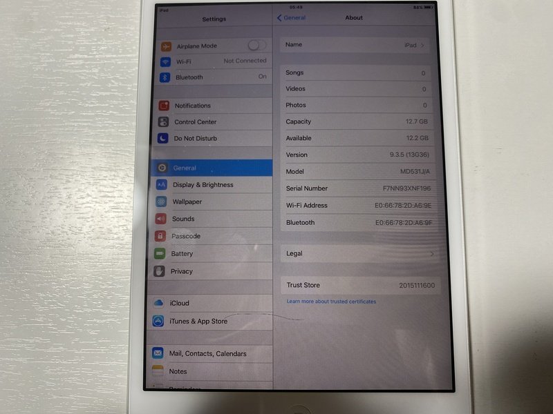 IC517 iPad mini Wi-Fi ホワイト 16GB ジャンク ロックOFF_画像3