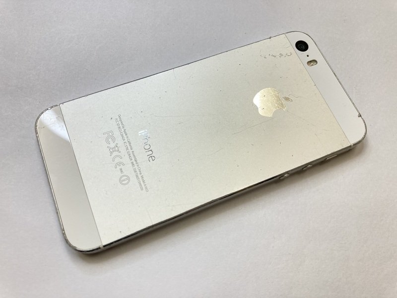 HF712 SoftBank iPhone5s 64GB シルバー 判定◯ ジャンク ロックOFF_画像2