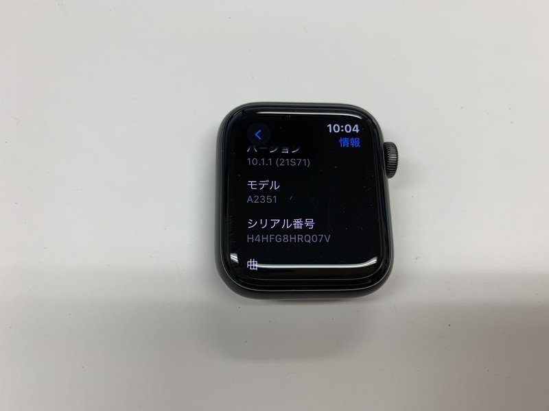 DX186 Apple Watch Series SE 第1世代 40mm GPSモデル スペースグレイ アルミ A2351_画像3