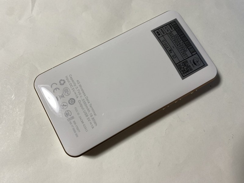 ID038 SIMフリー Pocket WiFi Glocal ME G3 ゴールド ジャンクの画像2