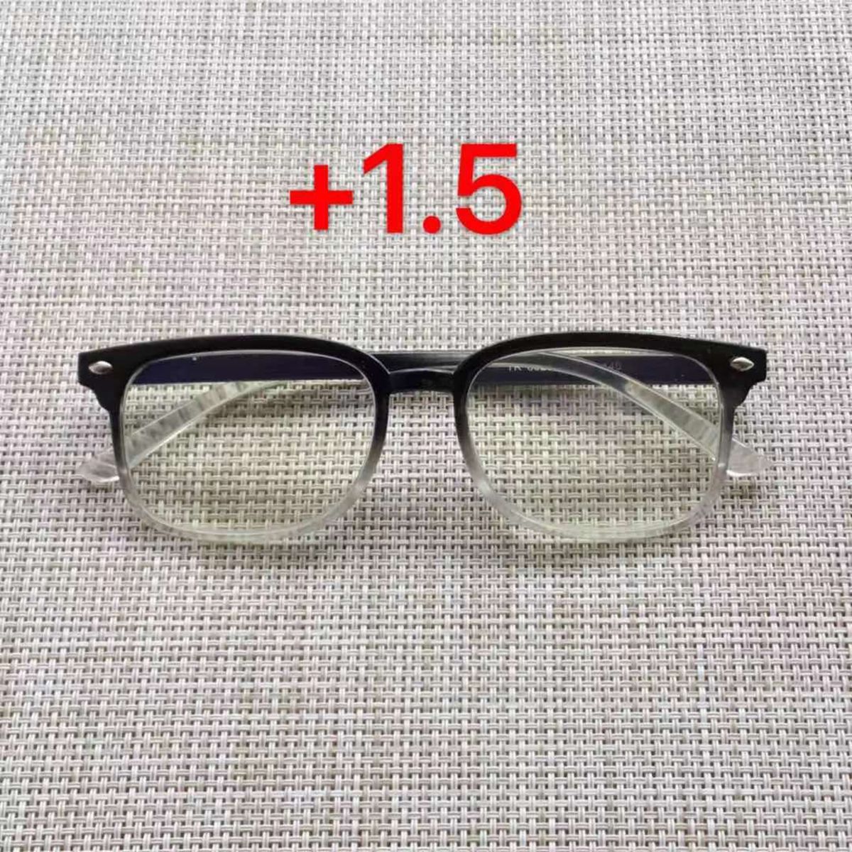 【新品】老眼鏡+1.5  ブルーライトカット  リーディンググラス   グラデーションカラー(黑白）Reading glass