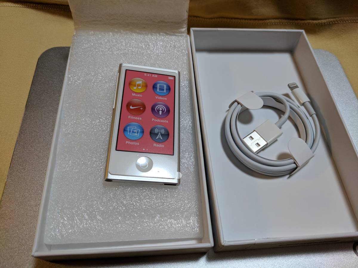 全新未使用的蘋果iPod nano第7代A 1446銀16GB 原文:新品 未使用品 apple iPod nano 第7世代 A1446 シルバー 16GB