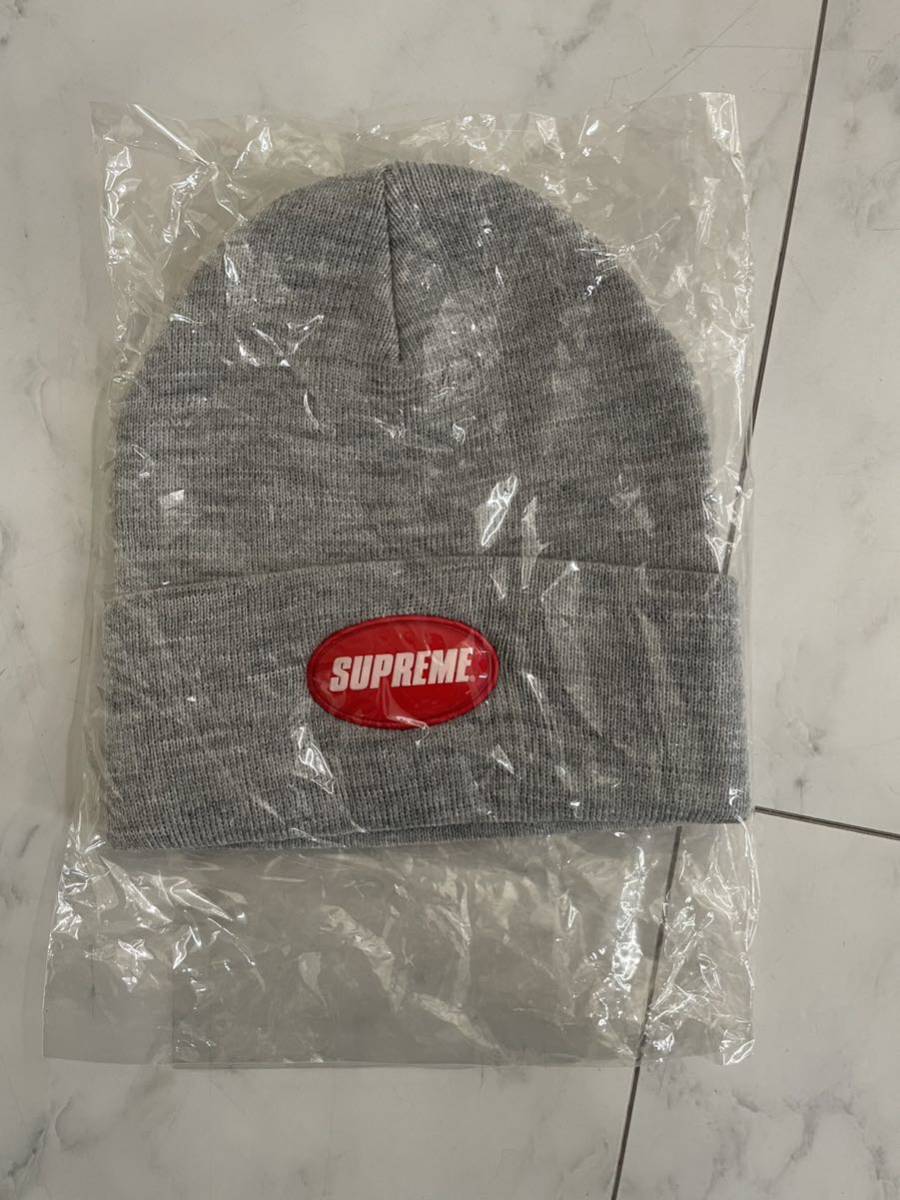 売り切り　グレー　 未使用　Supreme シュプリーム　ニット キャップ 帽子　ロゴ　ニット帽　タグ付き　ボックス_画像1