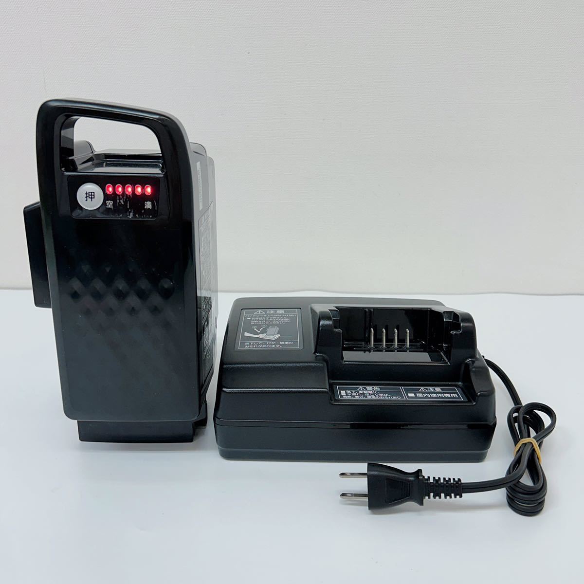 パナソニック電動アシスト自転車電池充電器 - アクセサリー