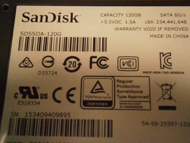 中古　SSD SanDisk サンディスク SDSSDA-120GB 電源投入616回　使用時間1時間 _画像2
