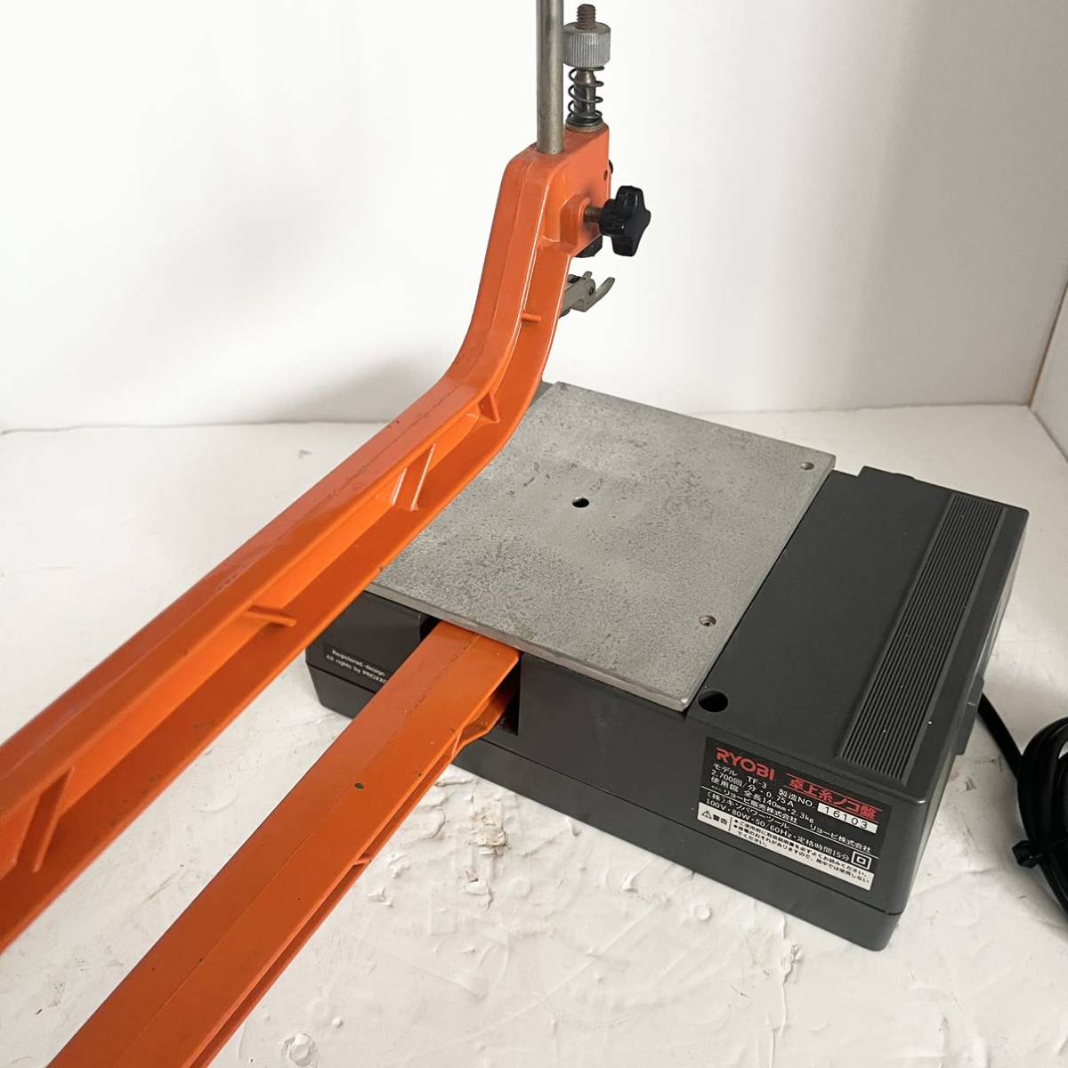 ☆品 リョービ 卓上糸のこ盤 TF-50 替刃付き 動作問題無し☆ - その他 ☆品 リョービ 卓上糸のこ盤 TF-50 替刃付き 動作問題無し☆ - その他