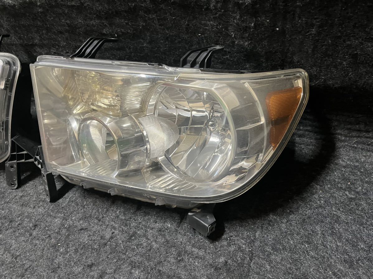 ☆07y タンドラ 純正 左右ヘッドライト USトヨタ純正 TUNDRA TOYOTA ヘッドランプ アメ車 2007ｙ 左右 中古品 LR セコイヤ等に_画像3