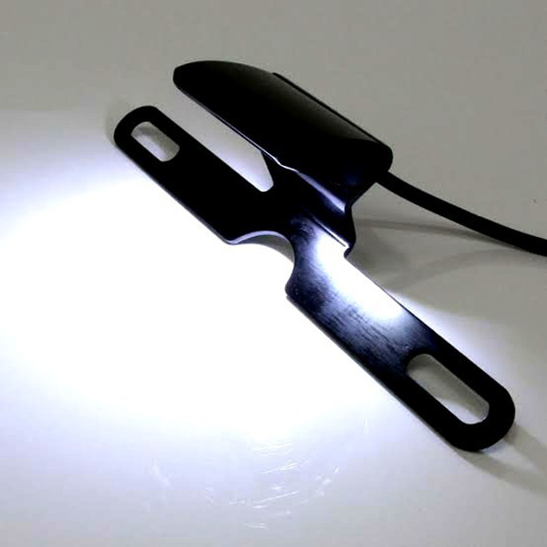 新品 高輝度LED採用でボディースリム化追求 フェンダーレス車汎用 LEDライセンスランプ ナンバープレート LEDナンバー灯 送料￥210_画像3