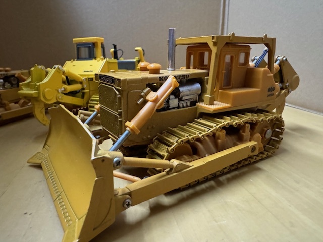 ジャンク　1/50　ブルドーザー　D455A　D475A　コマツ　小松　KOMATSU_画像3