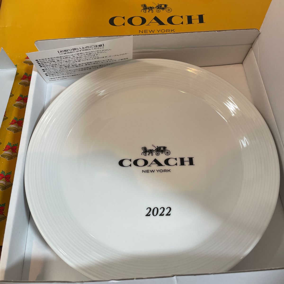 COACH ギフトボックス　白い皿 ショップ袋