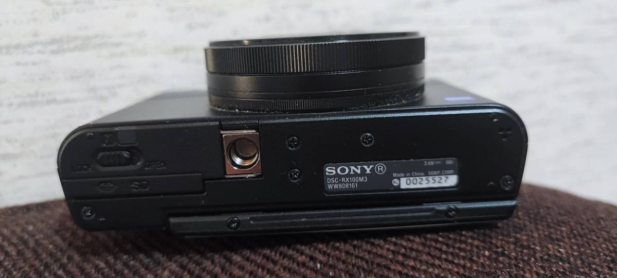 ソニー　Sony コンパクトデジタルカメラ　DSC-RX100M3 中古_画像3