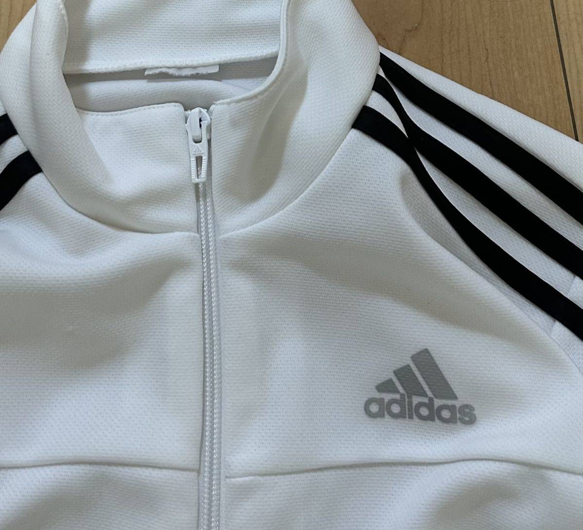 早い者勝ち 送料230円 アディダス adidas ジャージ トレフォイル オリジナルス ATP トラックジャケット ロゴ ライン トラックトップ_画像2