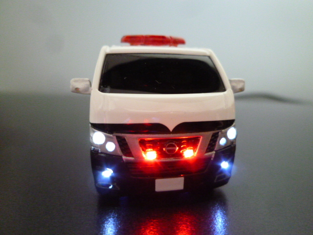  Choro Q Nissan NV350 Caravan авария отделка машина ( макет охранной сигнализации & ilmi, полный )