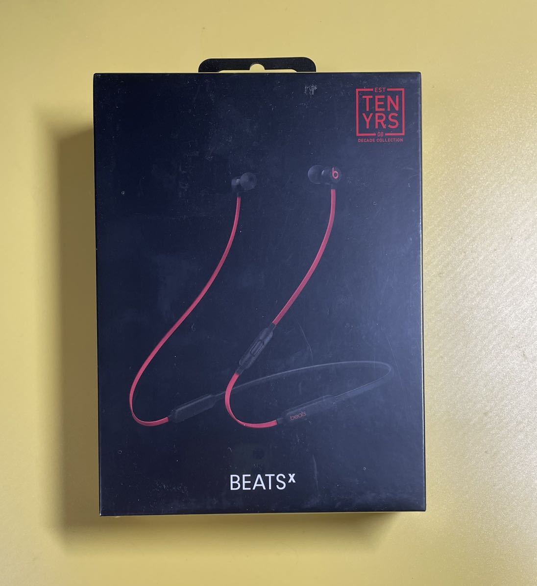 新品 未開封 beatsX レジスタンス・ブラックレッド-