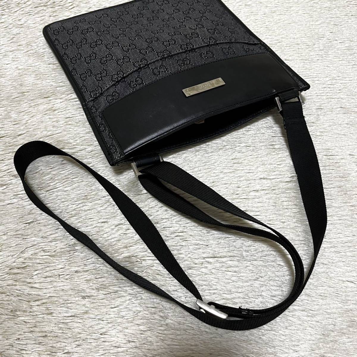 563【美品】GUCCI グッチ ショルダーバッグ サコッシュ GG柄 GGキャンバス×レザー 斜め掛け デニム ブラック 黒 メンズ レディース _画像6