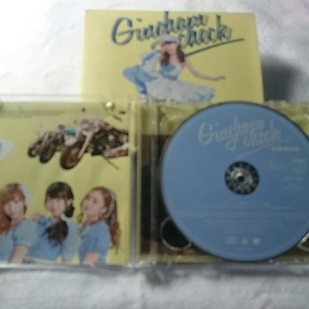 【10点以上の落札で2割引！】(T-10)AKB48/Gingham Check/CD+DVD/帯付き_画像2
