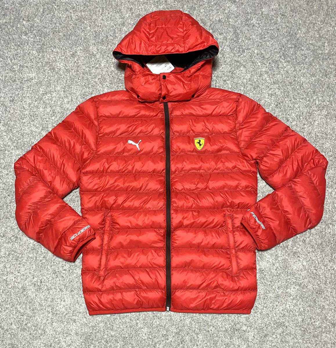 新品◇PUMAｘFerrari プーマ フェラーリ コラボ◇US/L 日本XL相当◇ エコ パックライト ジャケット パッカブル 軽量 中綿◇定価15,400円 _画像2