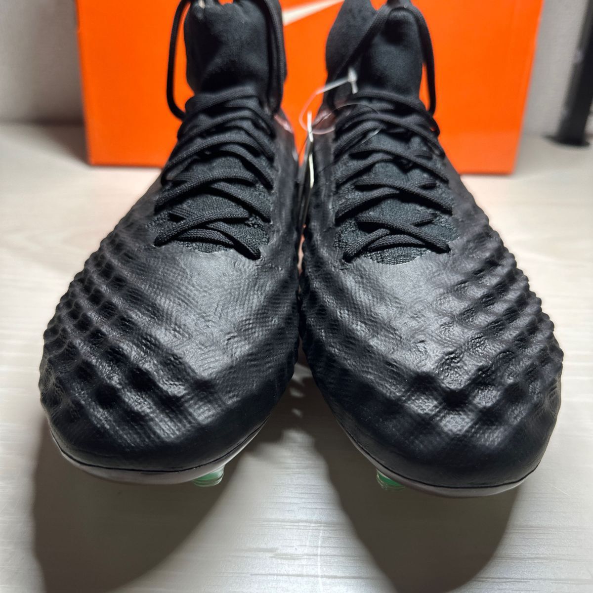 極希少品】ナイキ サッカースパイク マジスタ オブラ2 fg NIKE 極希少品】ナイキ サッカースパイク マジスタ オブラ2 fg NIKE