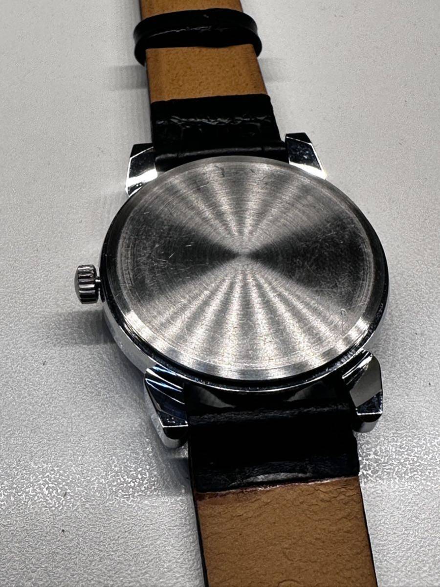 綺麗なピアジェPIAGET ビンテージ 黒文字盤 手巻きメンズ腕時計 スイス