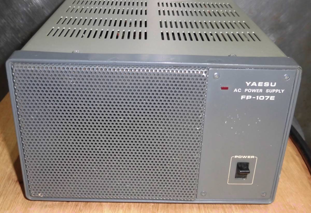 YAESU・ヤエス AC POWER SUPPLY・FP-107E_画像1