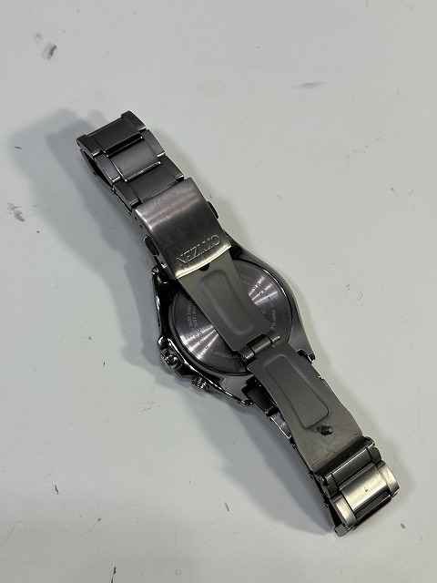 CITIZEN シチズン H100-S098335 腕時計 エコドライブ チタン ブラック文字盤 ソーラー USED 中古_画像6