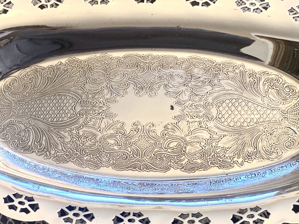 英国　アンティーク　オーバル　お皿　長皿　プレート　シルバープレート　純銀P ビンテージ　ヴィンテージ 蚤の市　ブロカント　菓子皿_画像2