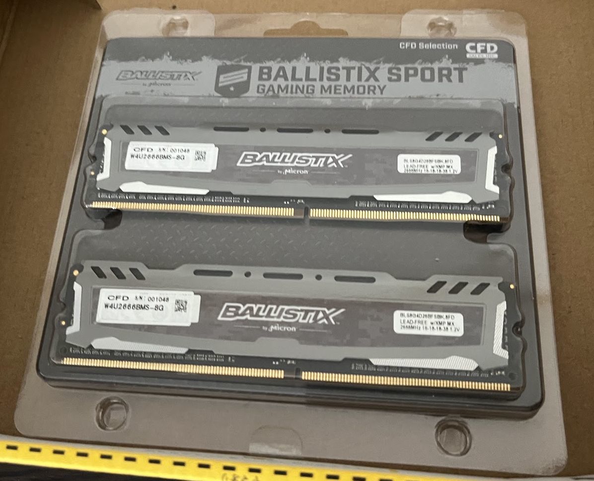 【中古】CFD BALLISTIX(crucial) W4U2666BMS-8G DDR4-2666 PC4-21300 8GB2枚組 DIMM【送料無料】_画像1