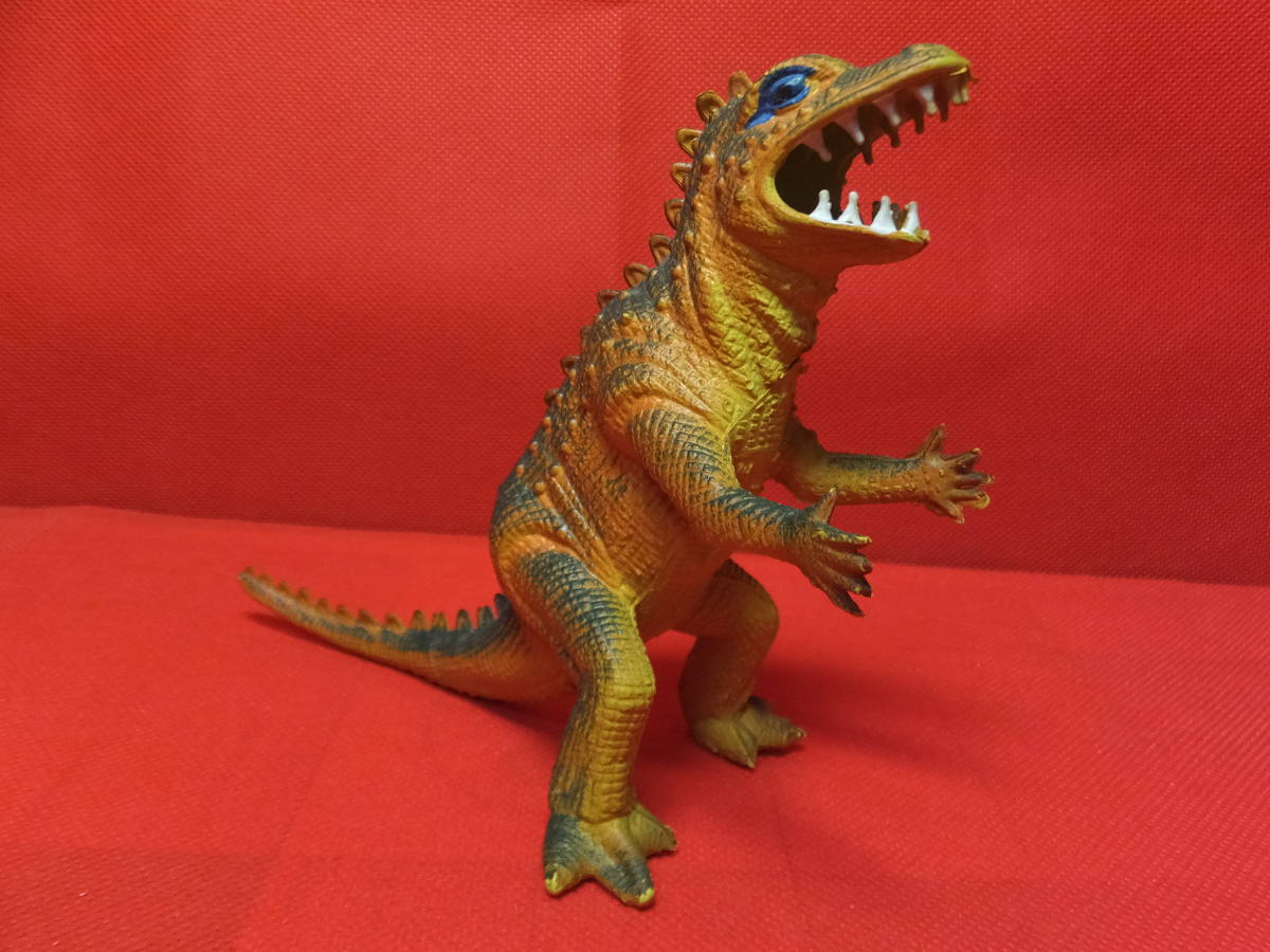 当時もの 昭和レトロ　シマデン　中国製　恐竜　怪獣　ゴム　人形 フィギュア　高さ約11cm　中古_画像2