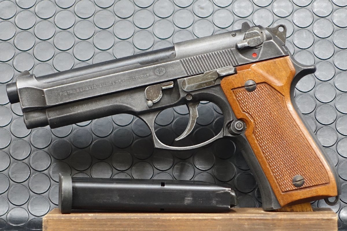 MGC　BERETTA　M92F　木製グリップ付　SRHW　　　ベレッタ_画像3