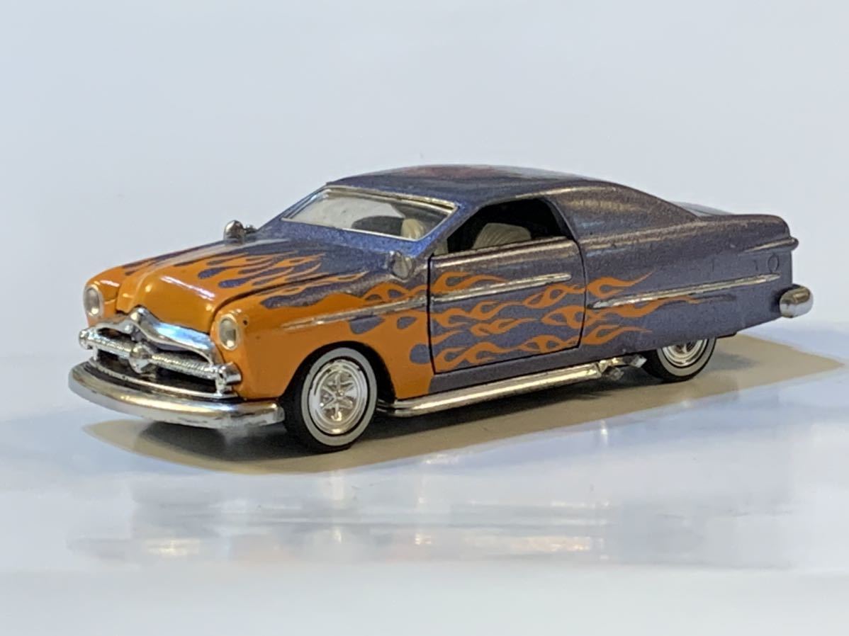 ブランド不明 1949 FORD フォード シューボックス ミニカー チョップトップ KUSTOM カスタム ローライダー 欠品アリ ジャンク_画像2